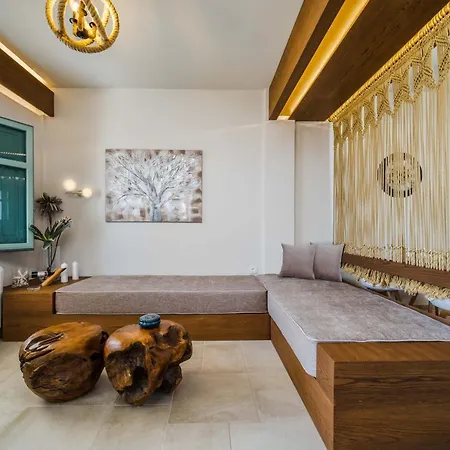 New Katerina - 6 & 6 Private Jacuzzi * Εμπορειό