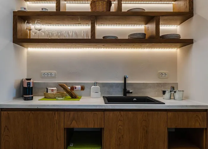 New Katerina - 6 & 6 Private Jacuzzi *