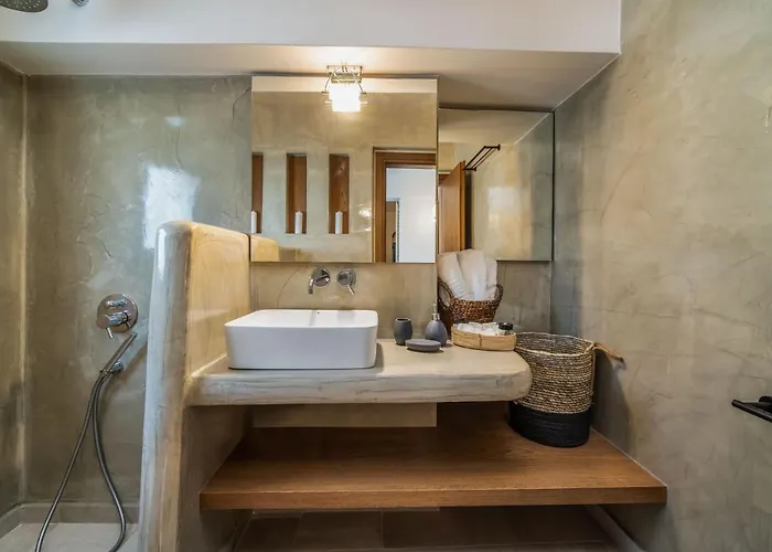 New Katerina - 6 & 6 Private Jacuzzi Apartament *