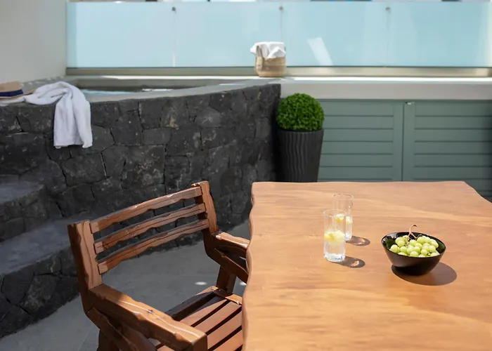 New Katerina - 6 & 6 Private Jacuzzi * Emporio (Santorini)