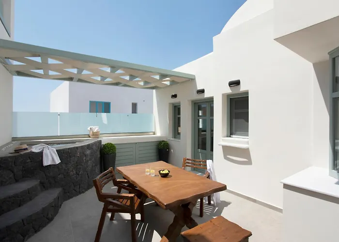 New Katerina - 6 & 6 Private Jacuzzi * Emporio (Santorini)