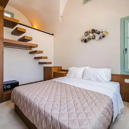 아파트 New Katerina - 6 & 6 Private Jacuzzi Emporio (Santorini)