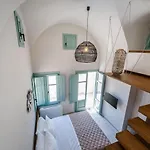 New Katerina - 6 & 6 Private Jacuzzi Apartmán Emporio (Santorini)