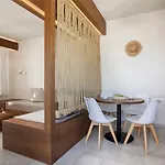 Apartmán New Katerina - 6 & 6 Private Jacuzzi